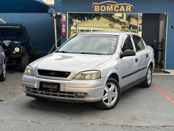 CHEVROLET ASTRA 2.0 MPFI CD SEDAN 8V GASOLINA 4P MANUAL